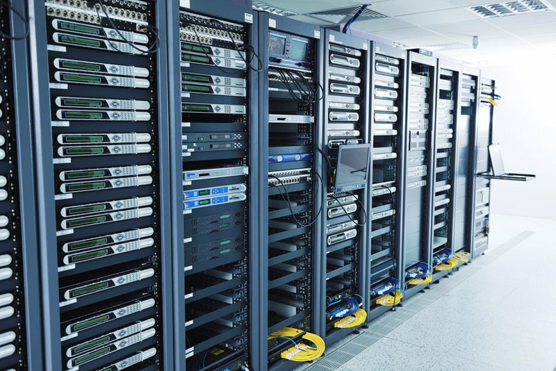 Wall of network servers