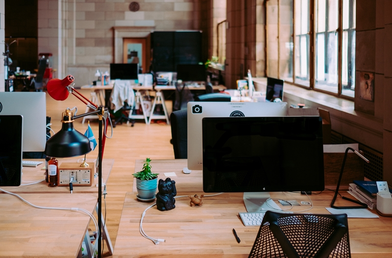 Unified communications is helping employees clean up their workspace.